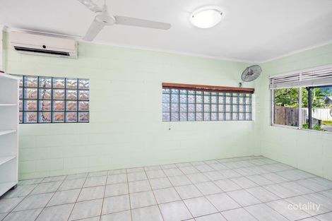 Property photo of 10 Tudor Close Trinity Park QLD 4879