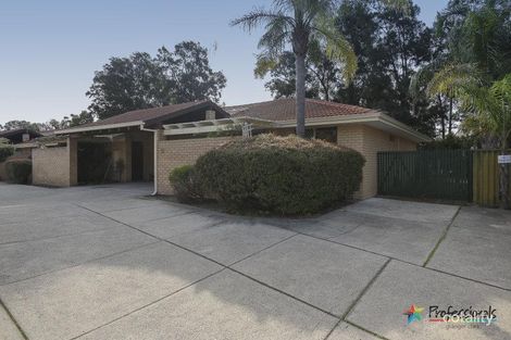 11/15 Honeysuckle Cl, Ballajura, WA 6066