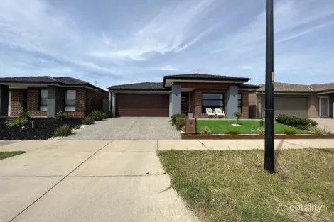 25 Bristol St, Strathtulloh, VIC 3338