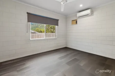 Property photo of 1 Ramsey Drive Kanimbla QLD 4870