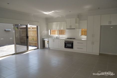 Property photo of 2/8 Stirling Court Epping VIC 3076