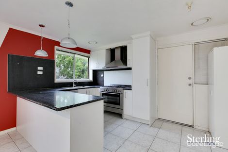 Property photo of 4 Pitta Close Werribee VIC 3030