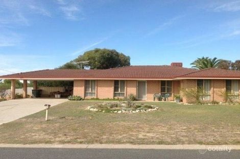 18 Mousehole Cres, Yanchep, WA 6035