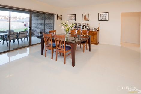 Property photo of 10 Dugan Court Pakenham VIC 3810