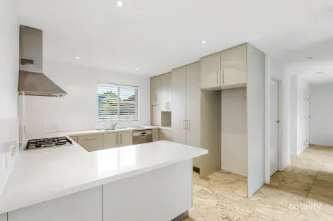 54 Ormonde Rd, Yeronga, QLD 4104