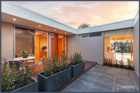 Property photo of 6 Fuller Street Deakin ACT 2600