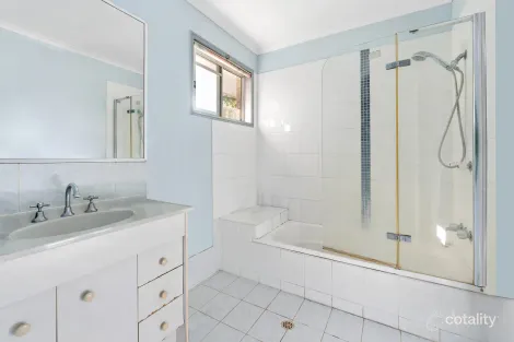 Property photo of 9/15 Magellan Road Springwood QLD 4127