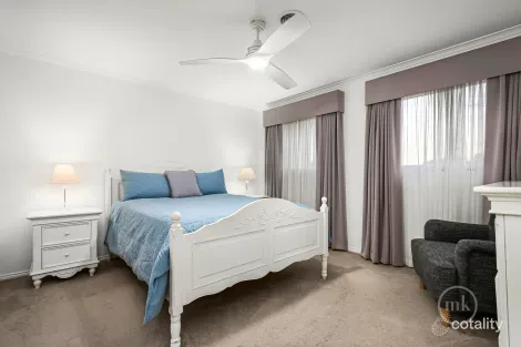 Property photo of 9 Liat Way Greensborough VIC 3088