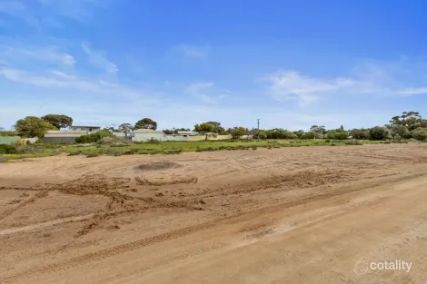 Property photo of 19 Manwurta Street Clinton SA 5570