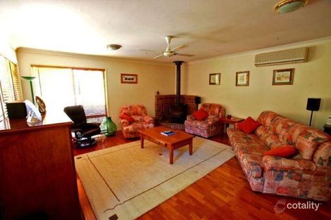 Property photo of 17 Clivia Crescent Daisy Hill QLD 4127
