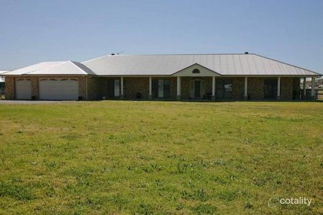 Property photo of 65 Reflection Drive Louth Park NSW 2320