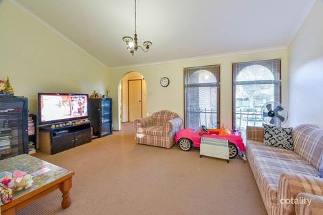 Property photo of 3 Hyacinth Avenue Macquarie Fields NSW 2564