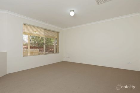 Property photo of 2 Rutherglen Circle Kinross WA 6028