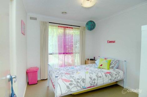 Property photo of 15 Regency Drive Mount Clear VIC 3350