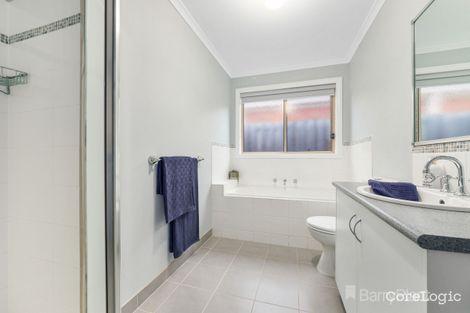 Property photo of 7/13 Redcherry Court Pakenham VIC 3810