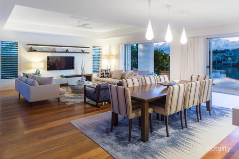 Property photo of 2010 The Circle Hope Island QLD 4212