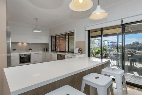Property photo of 21 Wallage Court Encounter Bay SA 5211