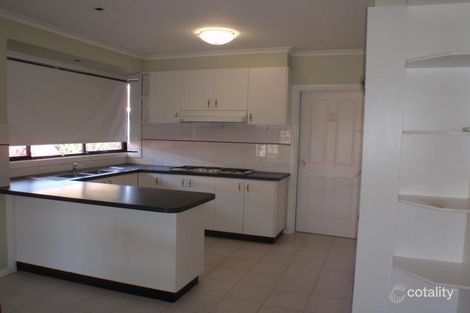 Property photo of 2/37 Roseberry Avenue Keilor Downs VIC 3038