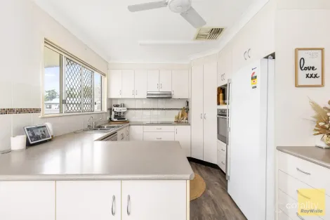 Property photo of 11 Harris Street Emerald QLD 4720