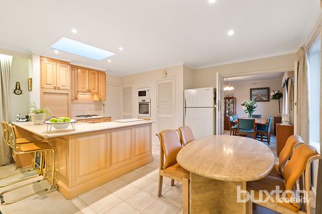 Property photo of 36 Pasadena Crescent Bentleigh East VIC 3165