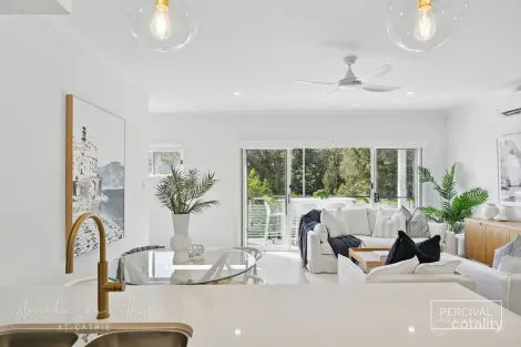 Property photo of 30 Tiger Quoll Drive Lake Cathie NSW 2445