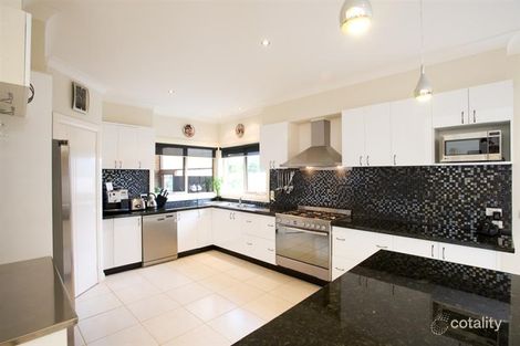 18 Maddison Cct, Darley, VIC 3340