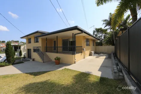 12 Kiparra St, Mansfield, QLD 4122