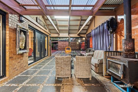 Property photo of 4 Don Collins Way Berwick VIC 3806