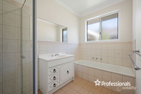 33 Bruce St, West Wodonga, VIC 3690