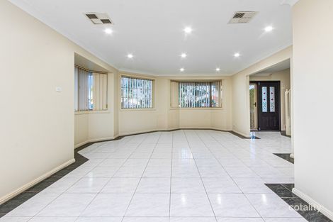 Property photo of 40 Broadleaf Crescent Beaumont Hills NSW 2155