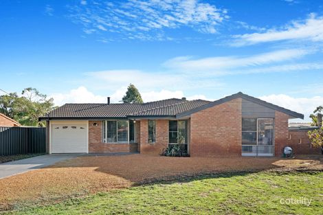 Property photo of 32 Oakover Way Gosnells WA 6110