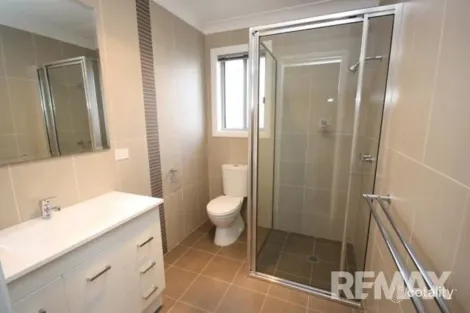 Property photo of 2/70 Stirling Boulevard Tatton NSW 2650