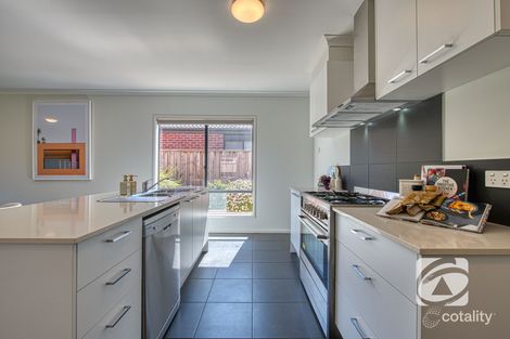 Property photo of 9 Manhattan Drive Officer VIC 3809