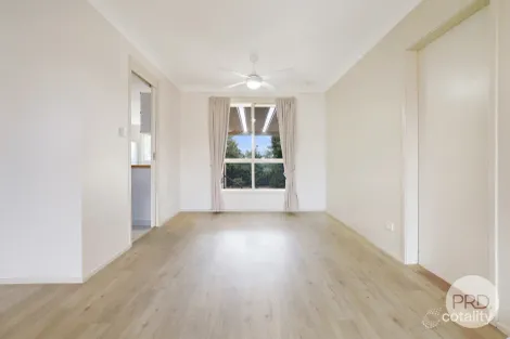 Property photo of 26 Craigends Lane Hillvue NSW 2340