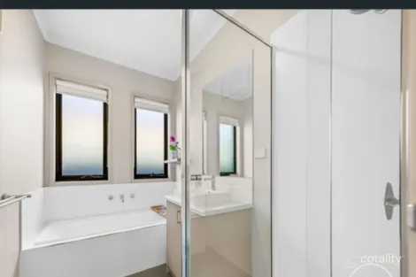 Property photo of 53 Daly Drive Lucas VIC 3350