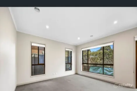 Property photo of 53 Daly Drive Lucas VIC 3350