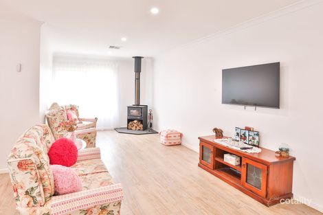 Property photo of 12 Joseph Court Red Cliffs VIC 3496