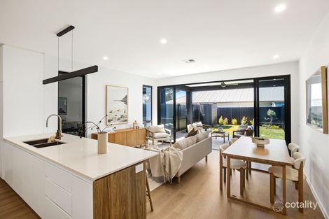 Property photo of 39 Murranar Road Towradgi NSW 2518