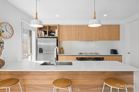 Property photo of 24 Solstice Street Mount Duneed VIC 3217