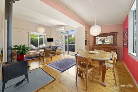 Property photo of 65 Caley Crescent Narrabundah ACT 2604