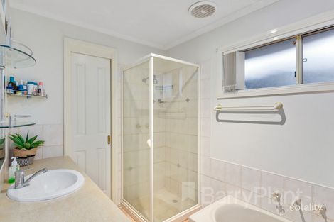 Property photo of 2/47 Armstrong Road Bayswater VIC 3153