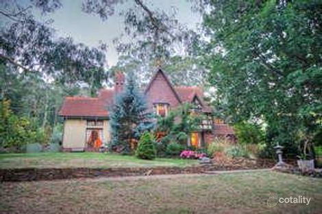 26 Governors Dr, Mount Macedon, VIC 3441