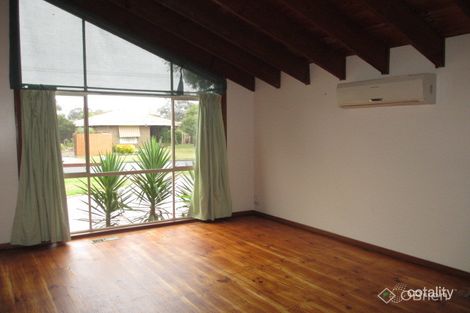 Property photo of 16 Swansea Grove Mornington VIC 3931