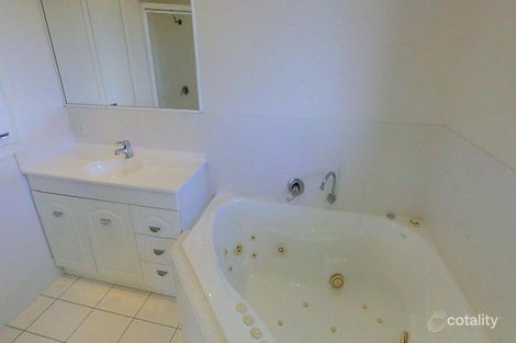 Property photo of 4 Bonnie Place Craignish QLD 4655