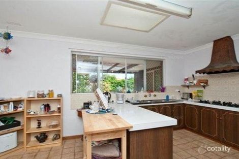 Property photo of 6 Owen Place Hamersley WA 6022