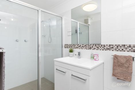 Property photo of 8 Killara Avenue Mount Austin NSW 2650