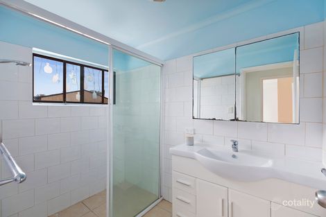 Property photo of 29 Kingsford Smith Drive Berkeley Vale NSW 2261