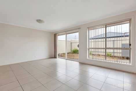 Property photo of 10 The Circuit Smithfield SA 5114