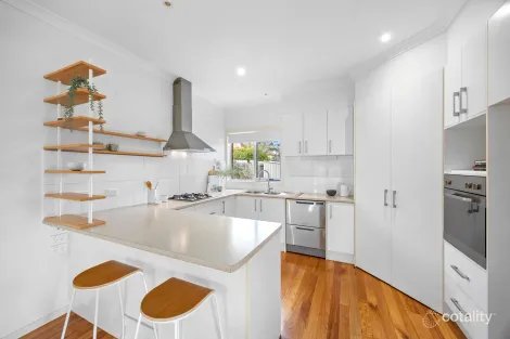 Property photo of 7 Chatham Avenue Ferntree Gully VIC 3156