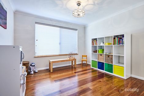 Property photo of 12 Shoreline Gardens Yangebup WA 6164